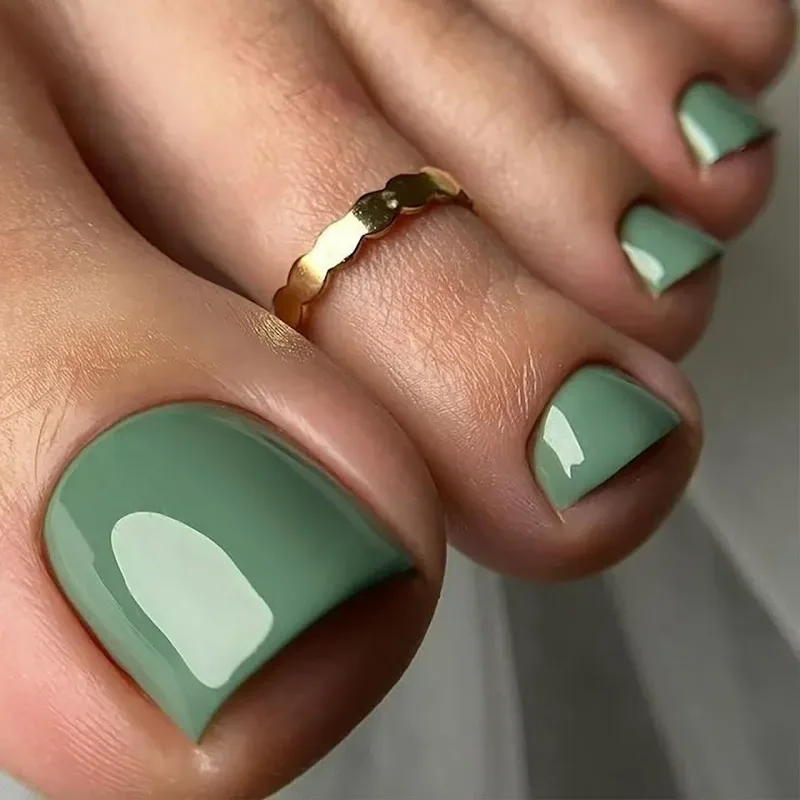 Classic Nails and Spa — Nail salon in Peoria